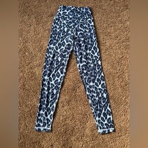 Aerie Black and Gray Patterned Leggings